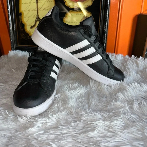 Adidas Neo Cloudfoam Core Black and white stripes Men's size 9.5 New Condition - Picture 1 of 9